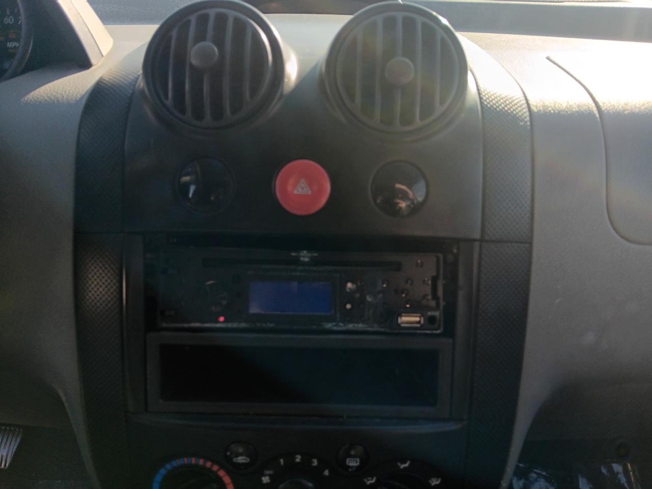 Chevrolet Aveo  2004