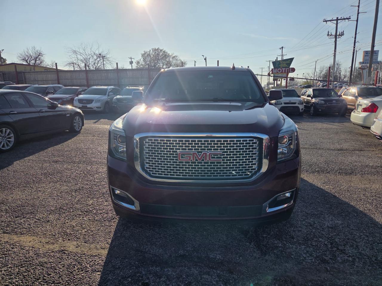 GMC Yukon Denali  2017