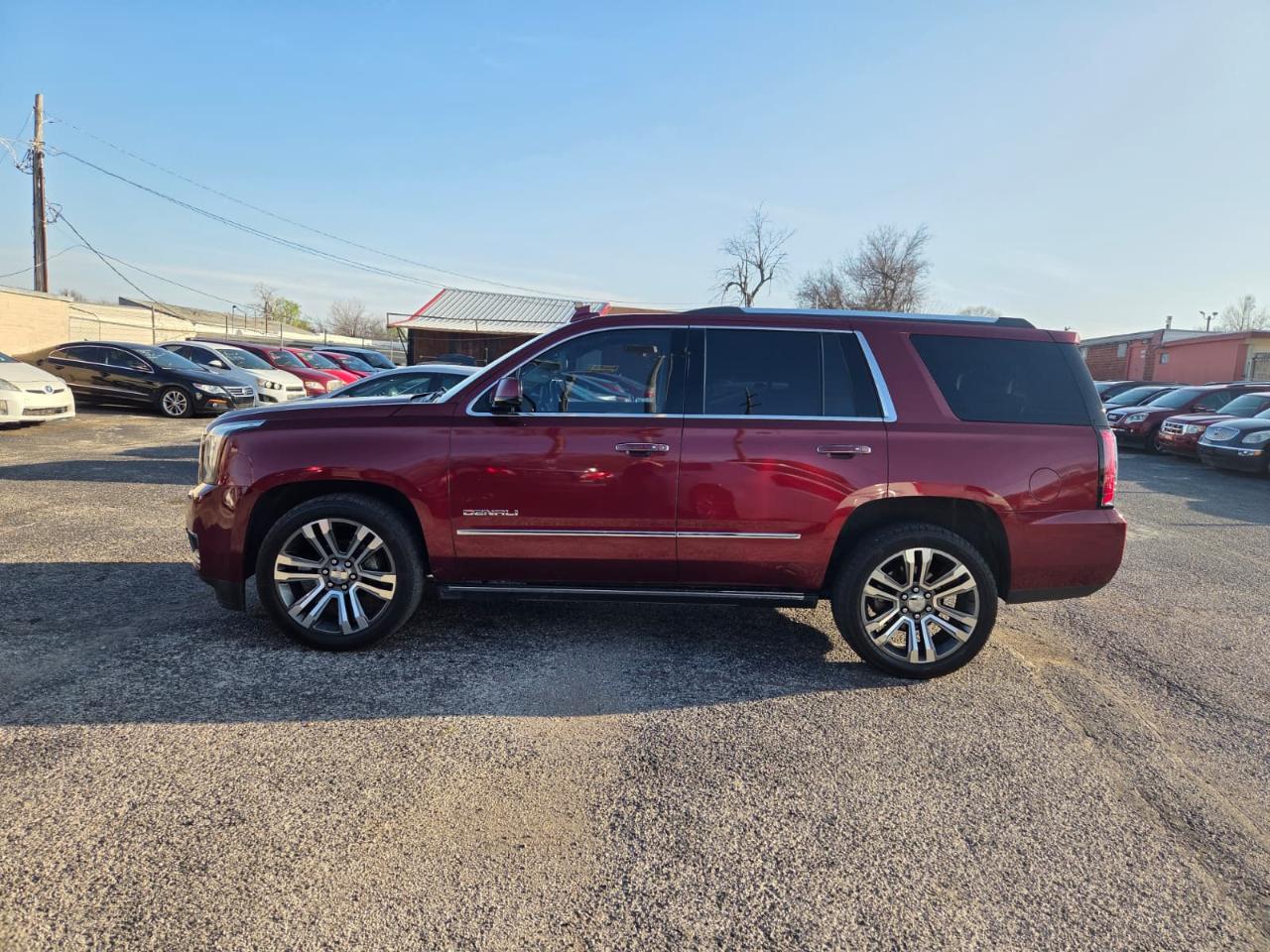 GMC Yukon Denali  2017