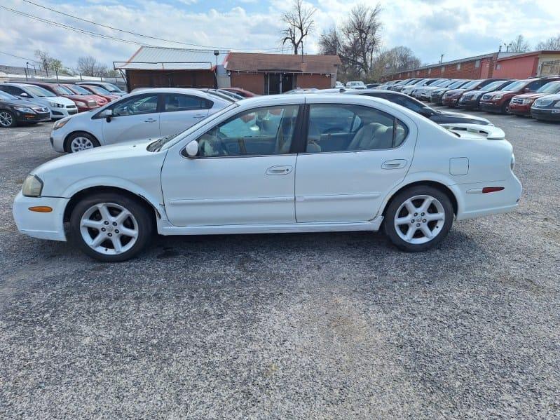 Nissan Maxima  2002