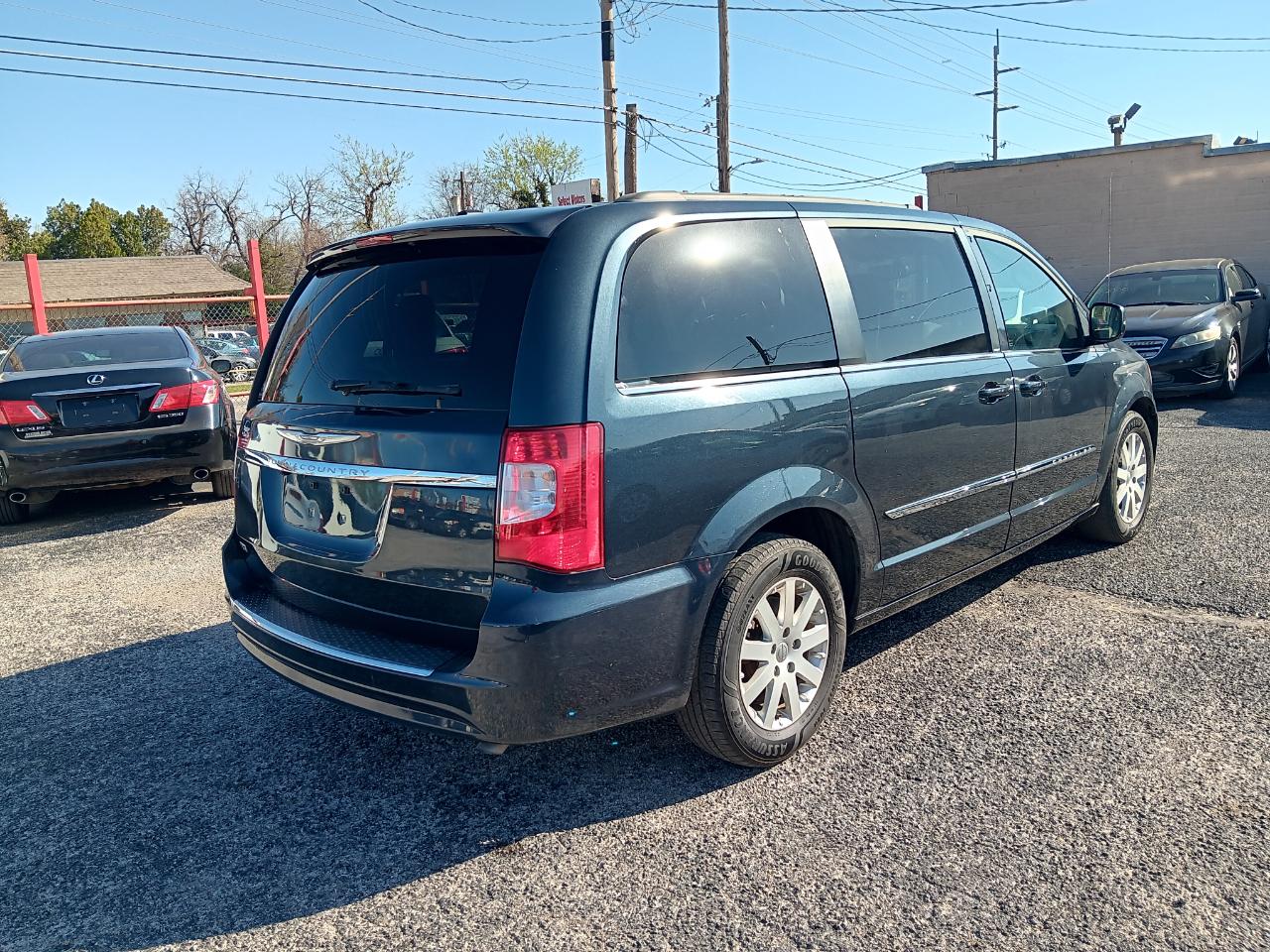 Chrysler Town & Country Touring 2014