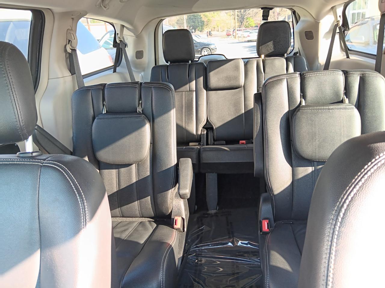 Chrysler Town & Country Touring 2014