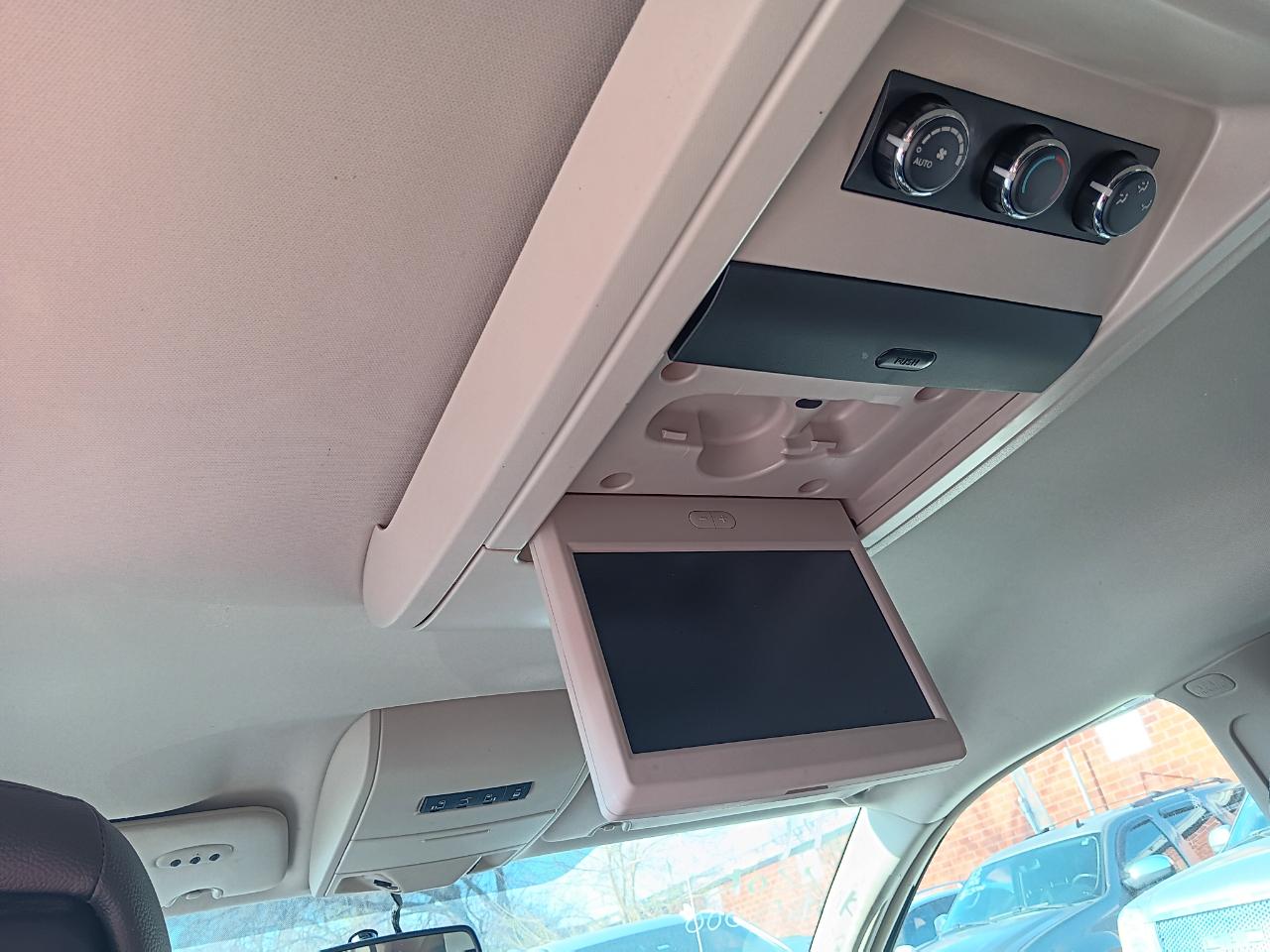 Chrysler Town & Country Touring 2014