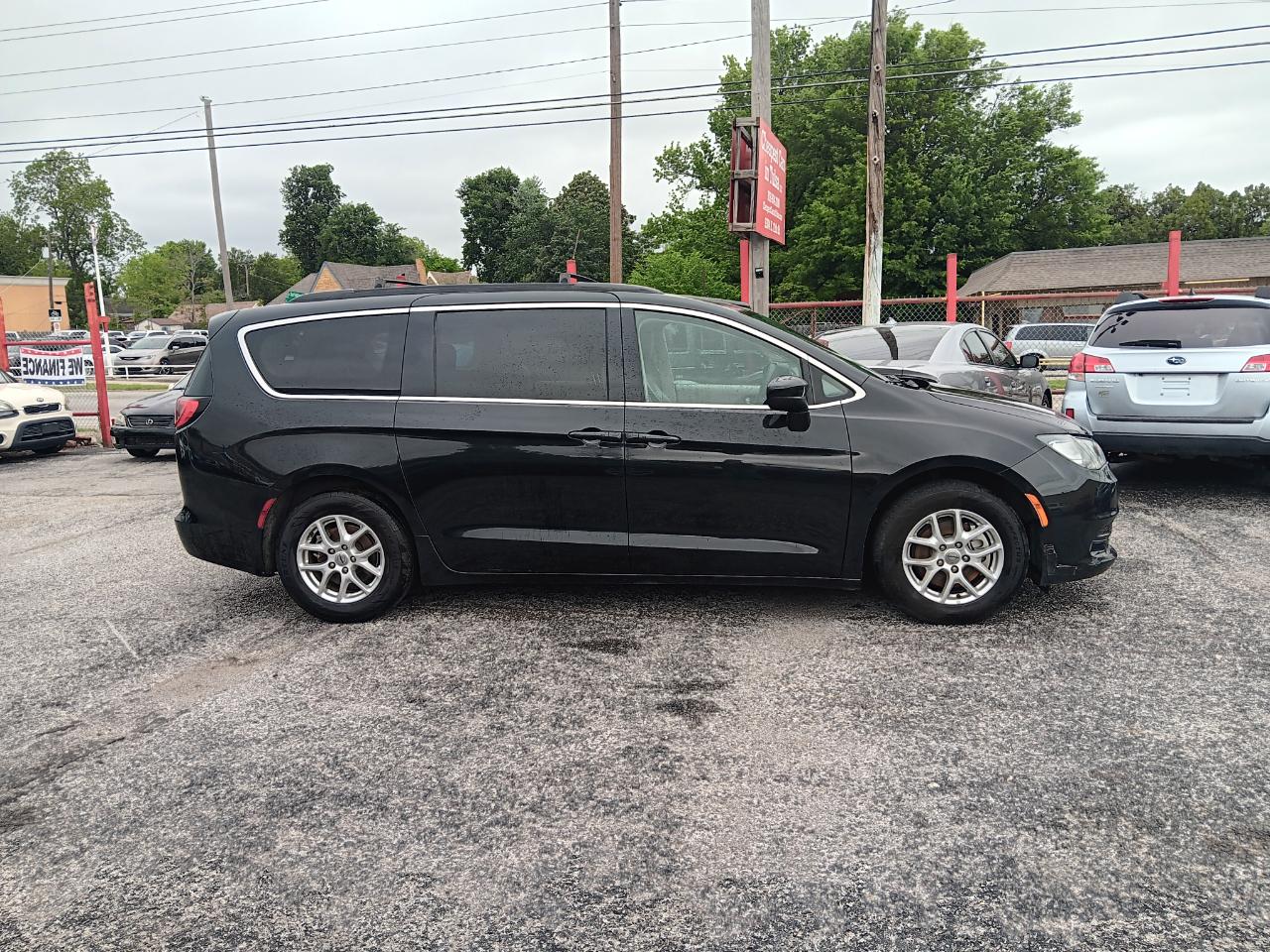 Chrysler Voyager  2021