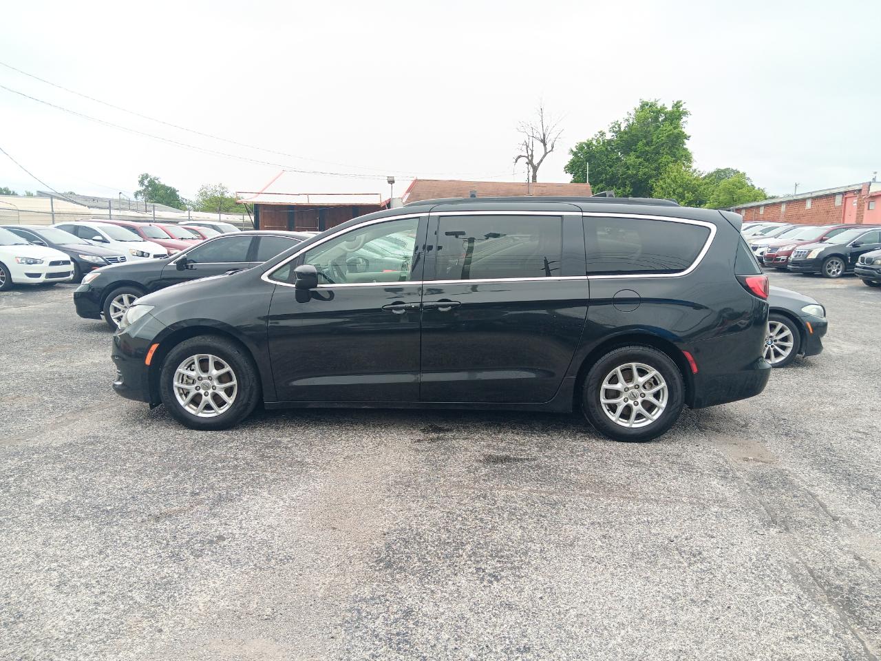 Chrysler Voyager  2021