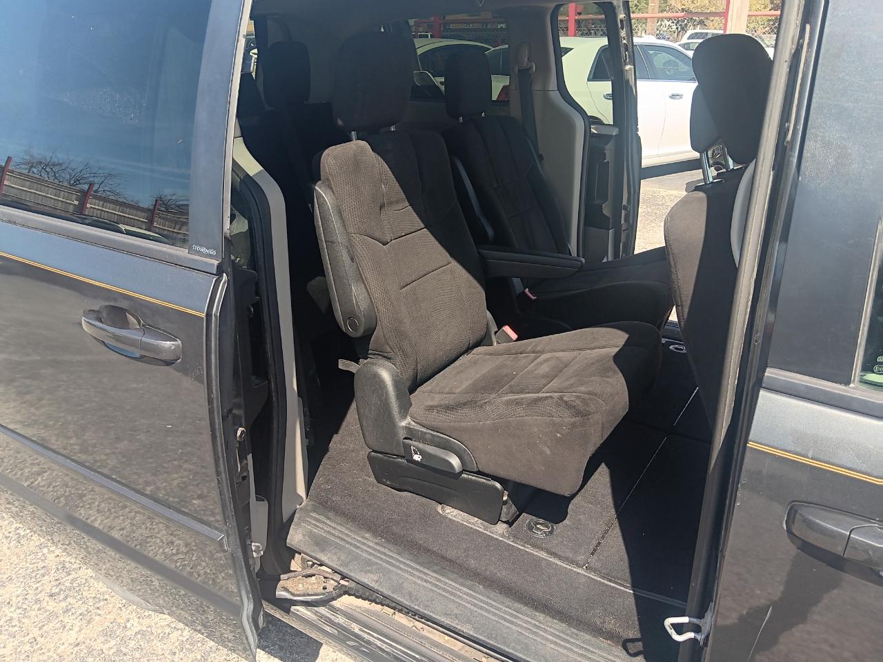 Dodge Grand Caravan  2012