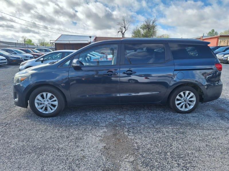 Kia Sedona LX 2015
