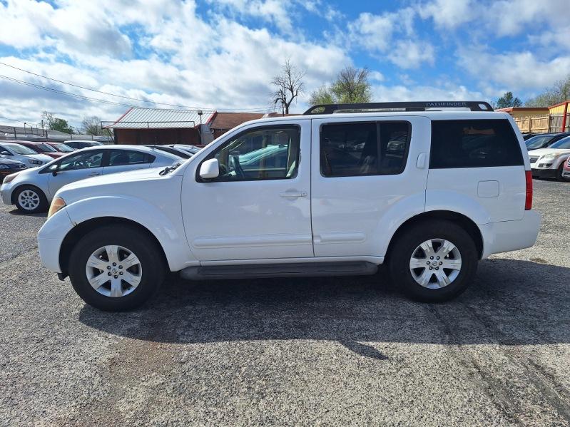 Nissan Pathfinder S 2006