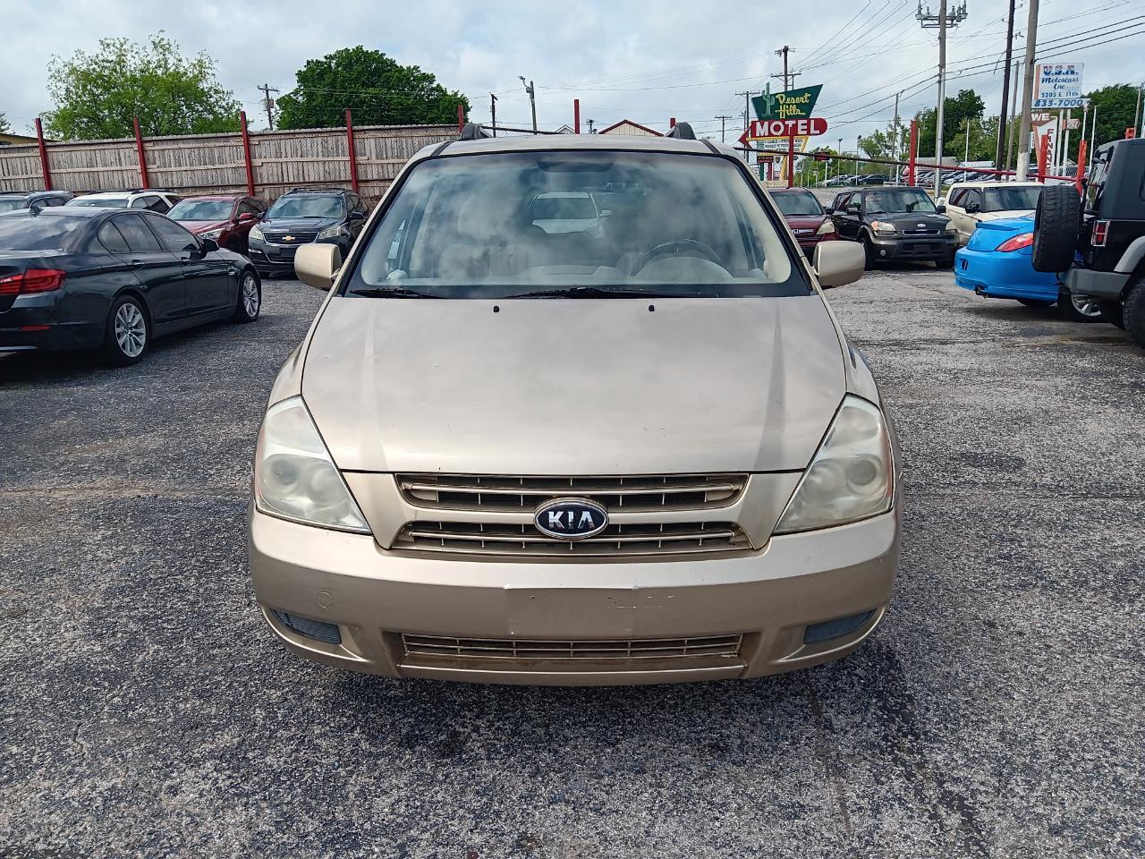 Kia Sedona  2008