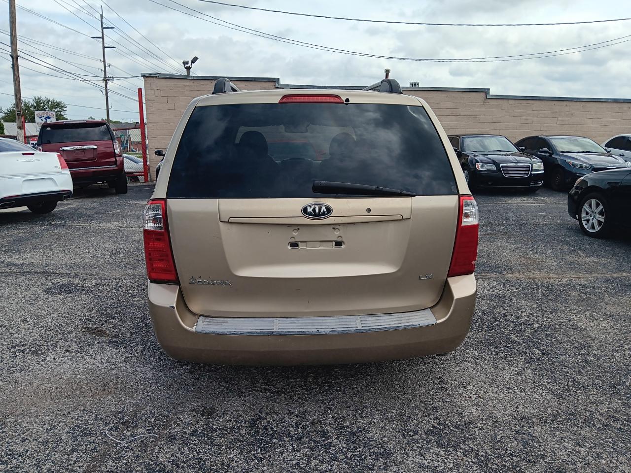 Kia Sedona  2008