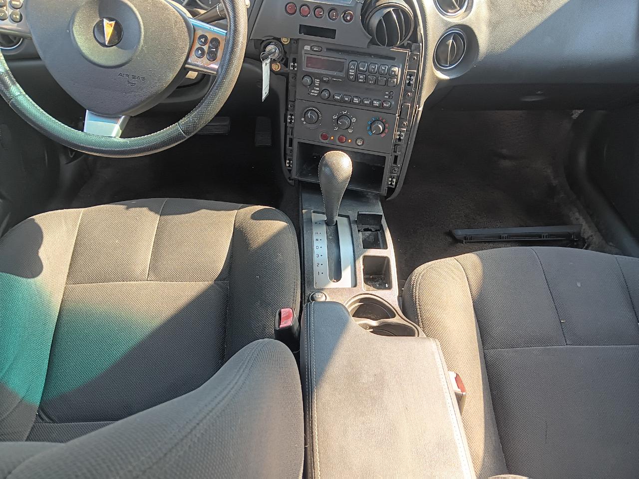 Pontiac Grand Prix Base 2006