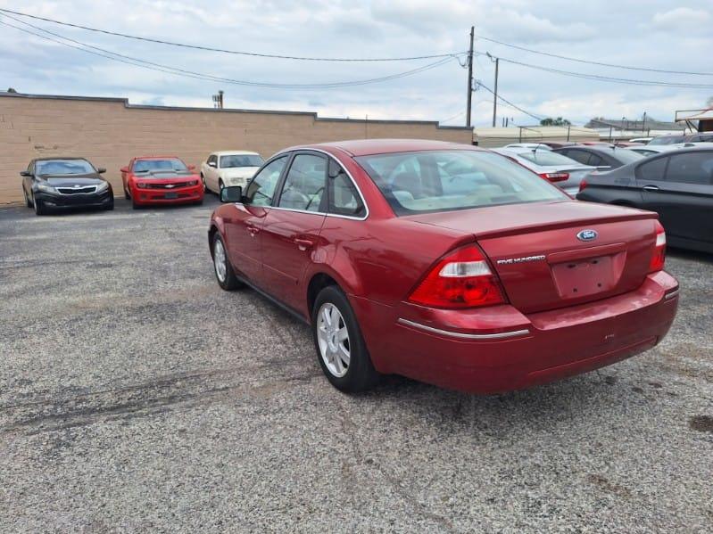 Ford Five Hundred SE 2005