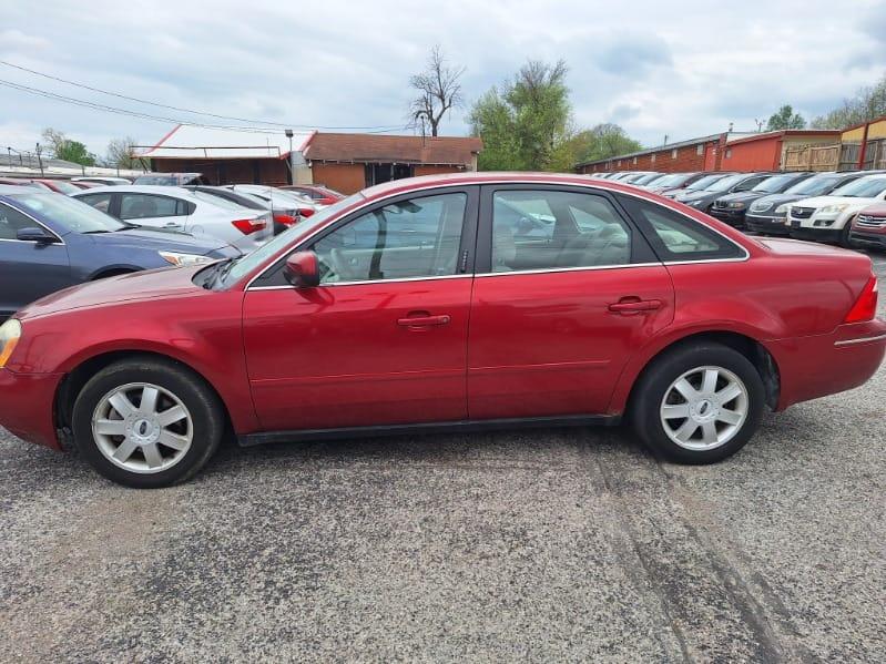 Ford Five Hundred SE 2005