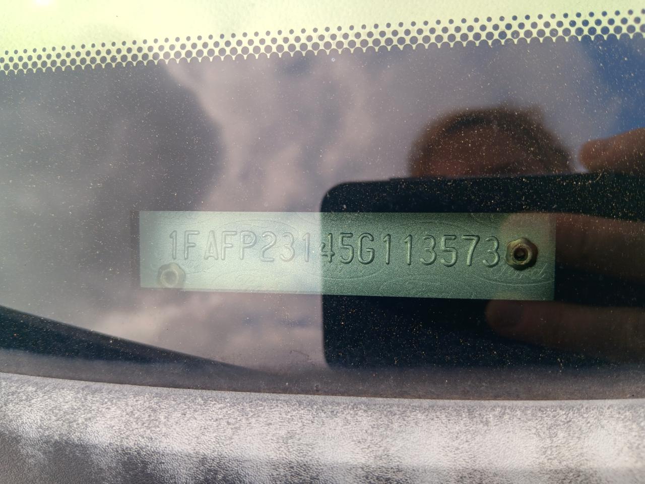 Ford Five Hundred SE 2005