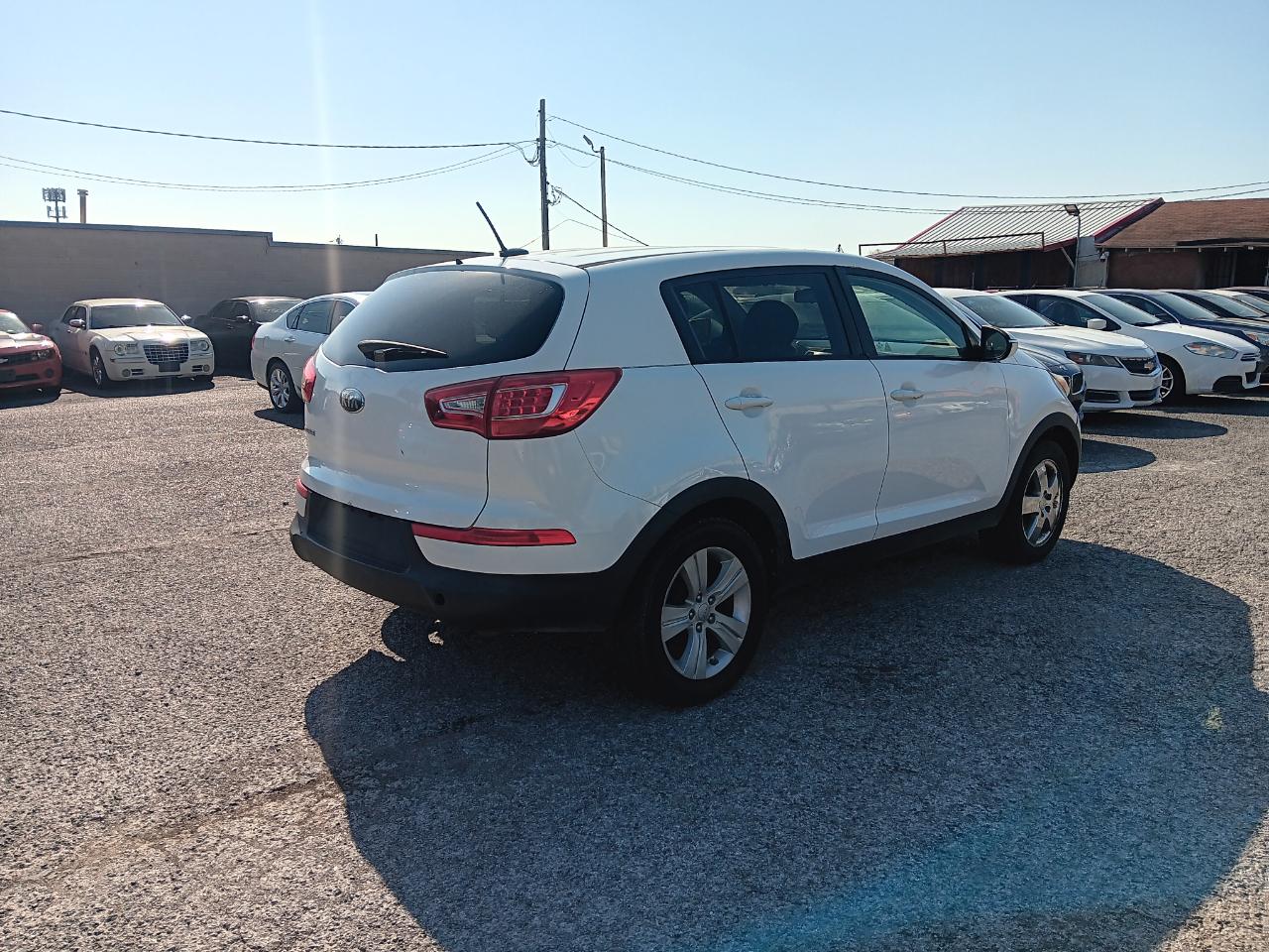 Kia Sportage Base 2013