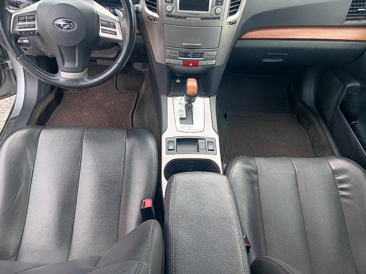 Subaru Outback  2013