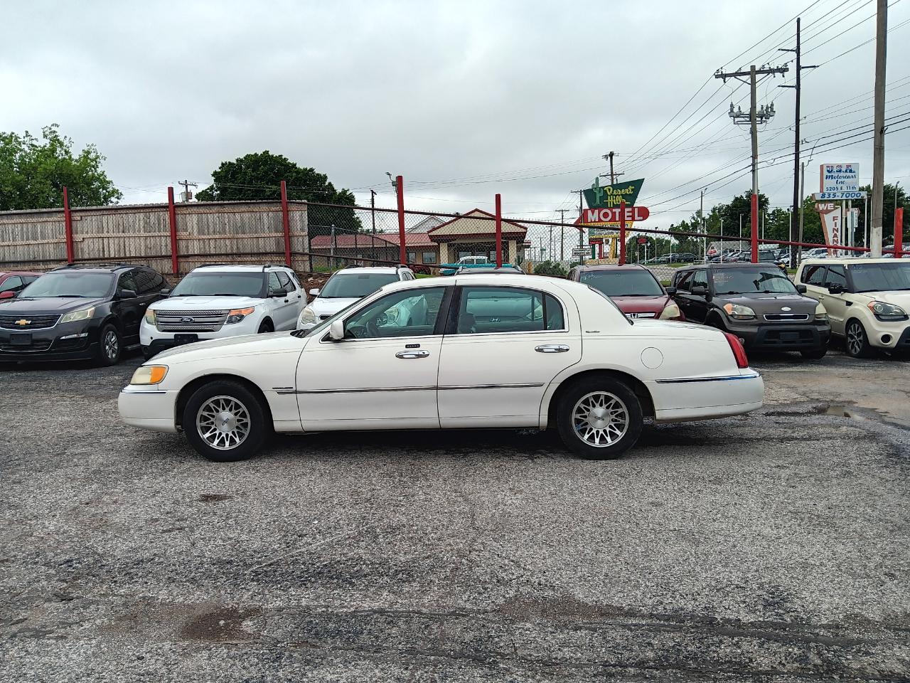 Lincoln Town Car  2000