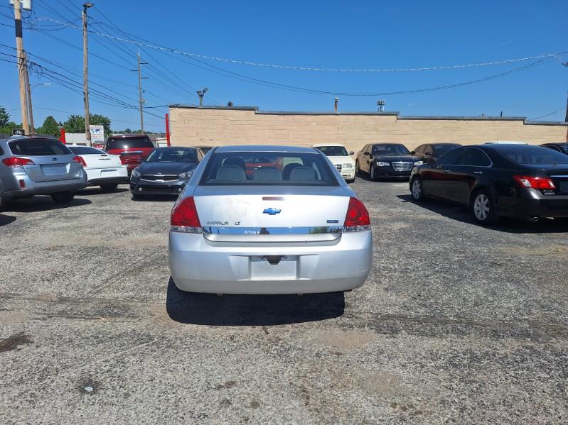Chevrolet Impala  2011