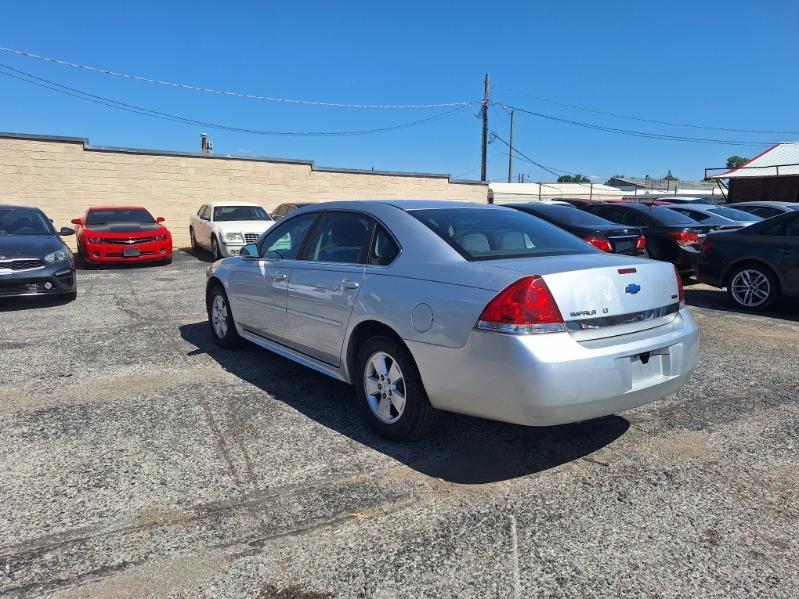 Chevrolet Impala  2011