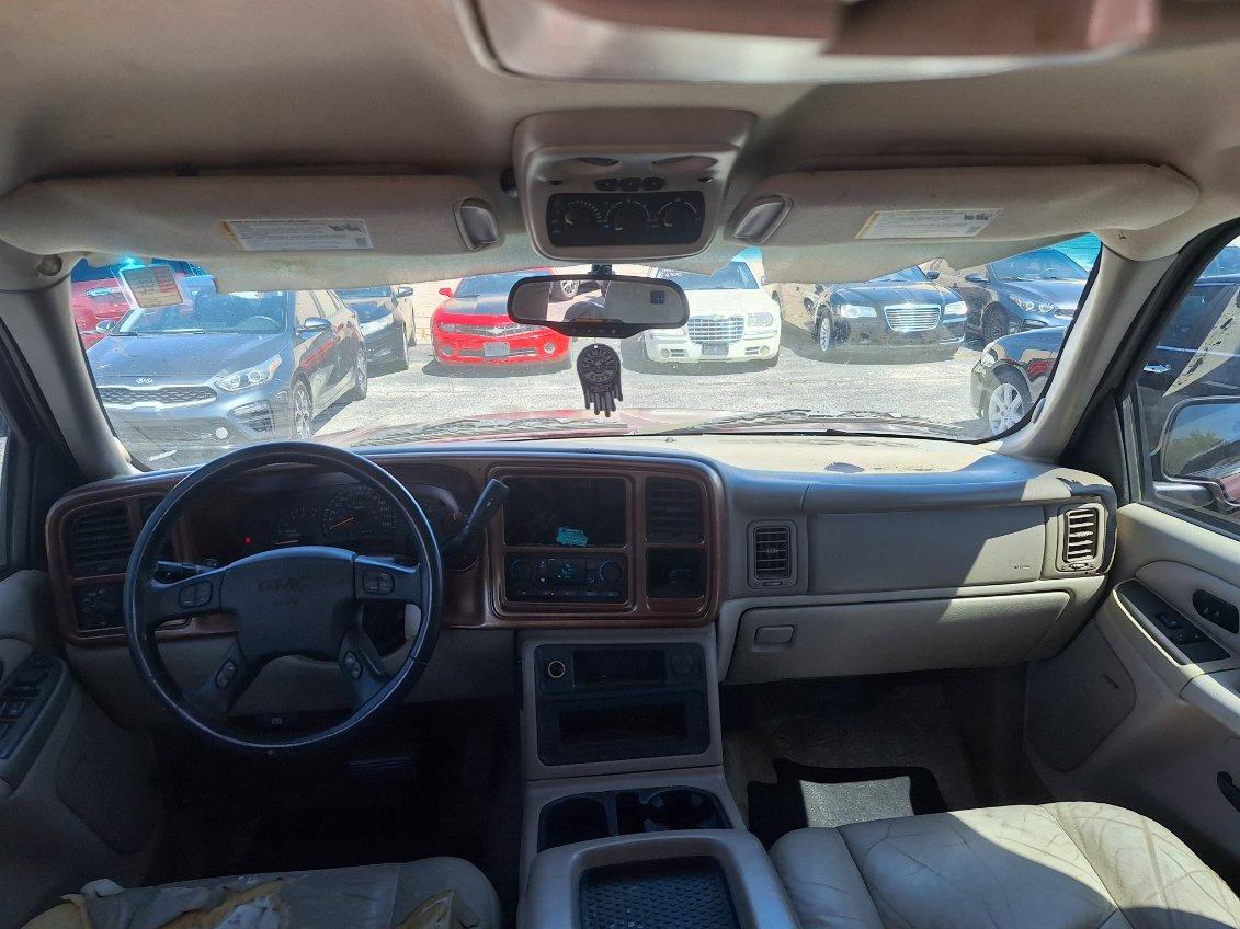 GMC Yukon  2003