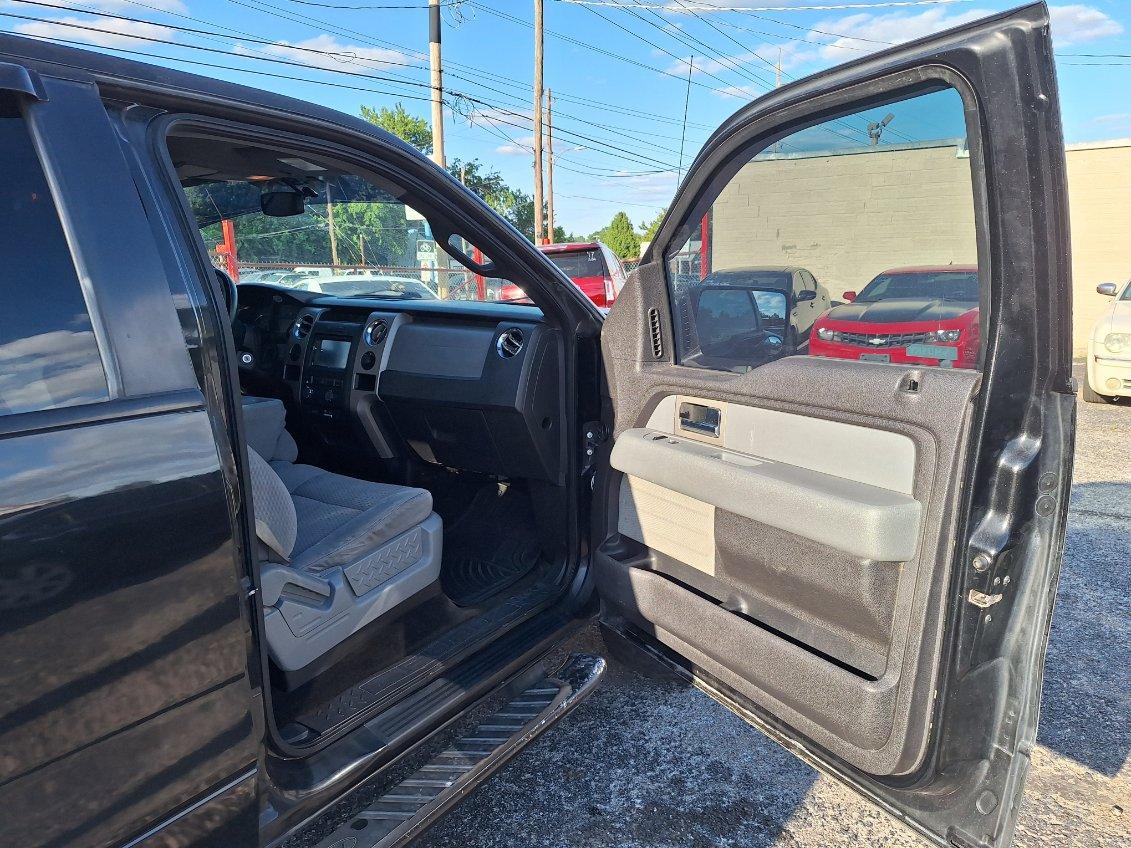 Ford F-150 XL 2011