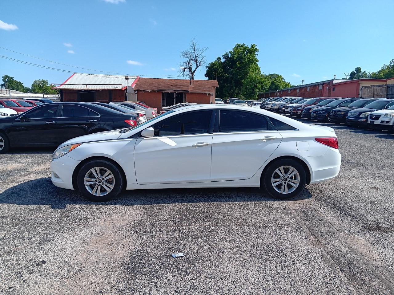 Hyundai Sonata GLS 2013