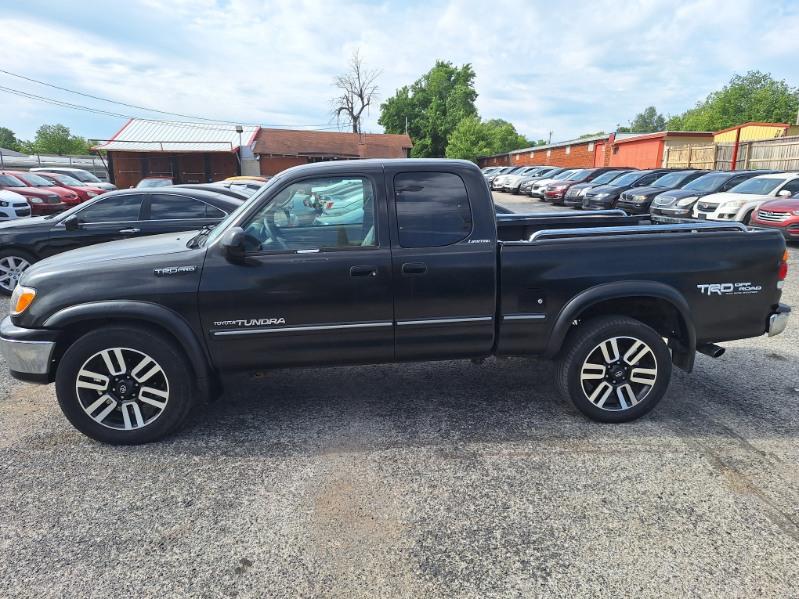 Toyota Tundra  2002