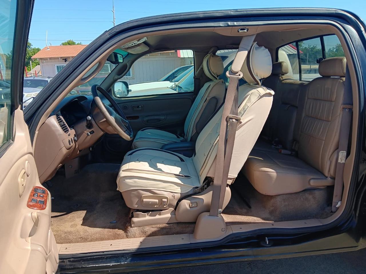 Toyota Tundra  2002