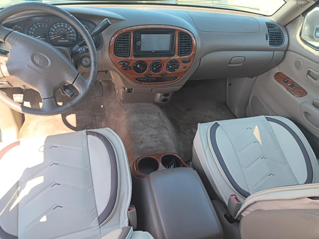 Toyota Tundra  2002