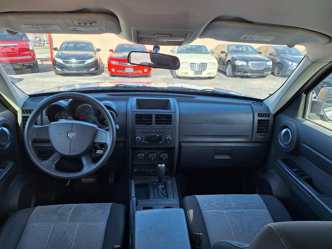 Dodge Nitro  2007