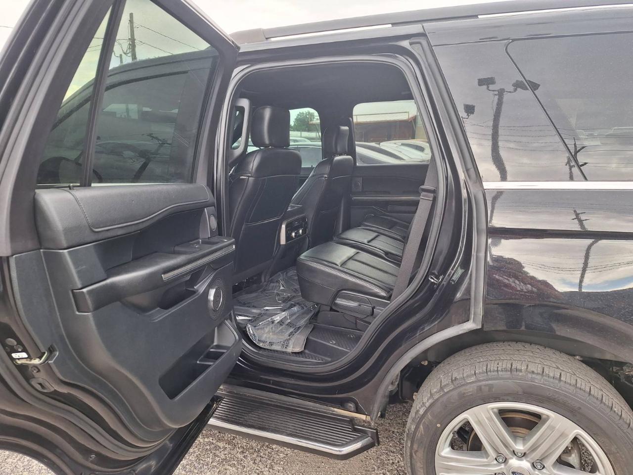 Ford Expedition  2019