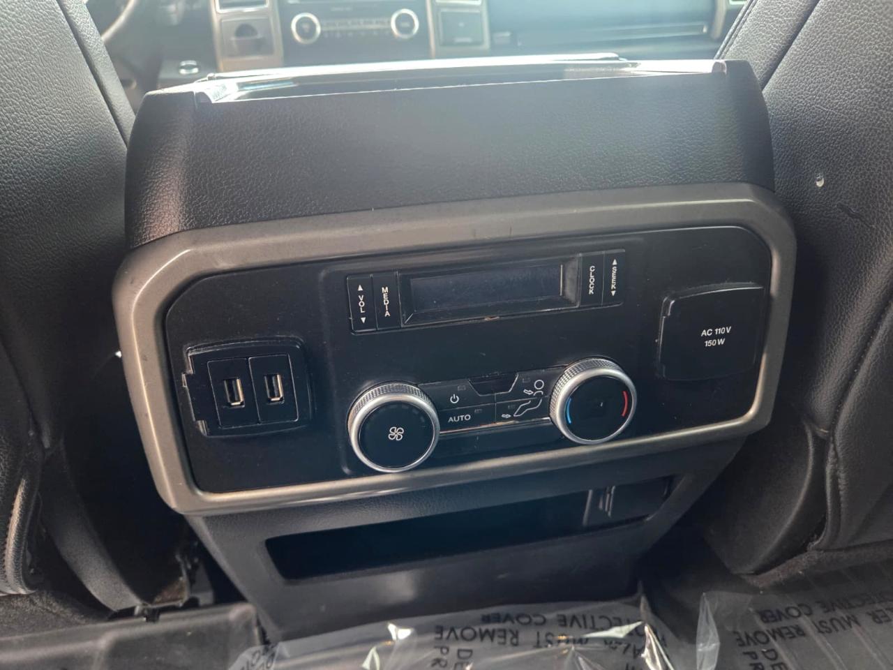 Ford Expedition  2019