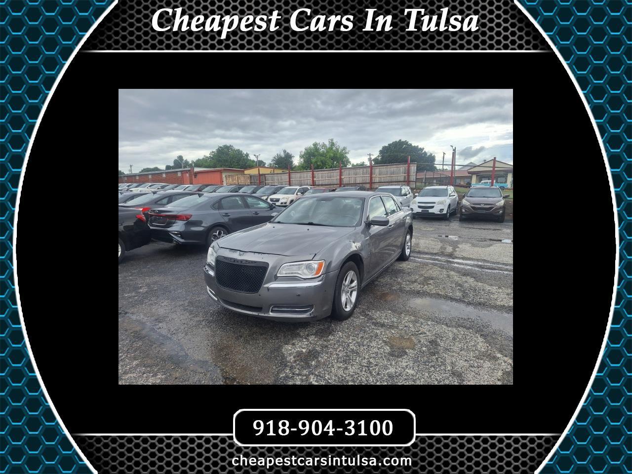Chrysler 300 Base 2011