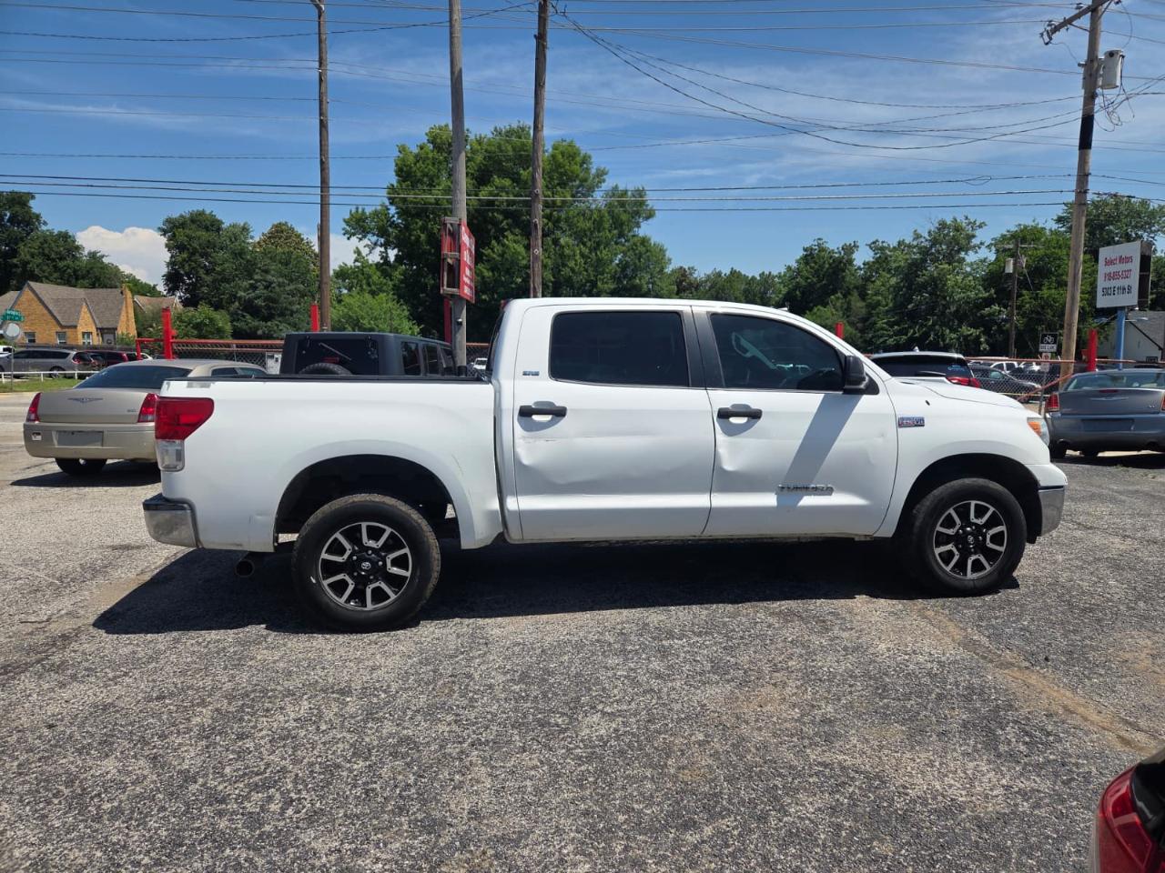 Toyota Tundra  2012