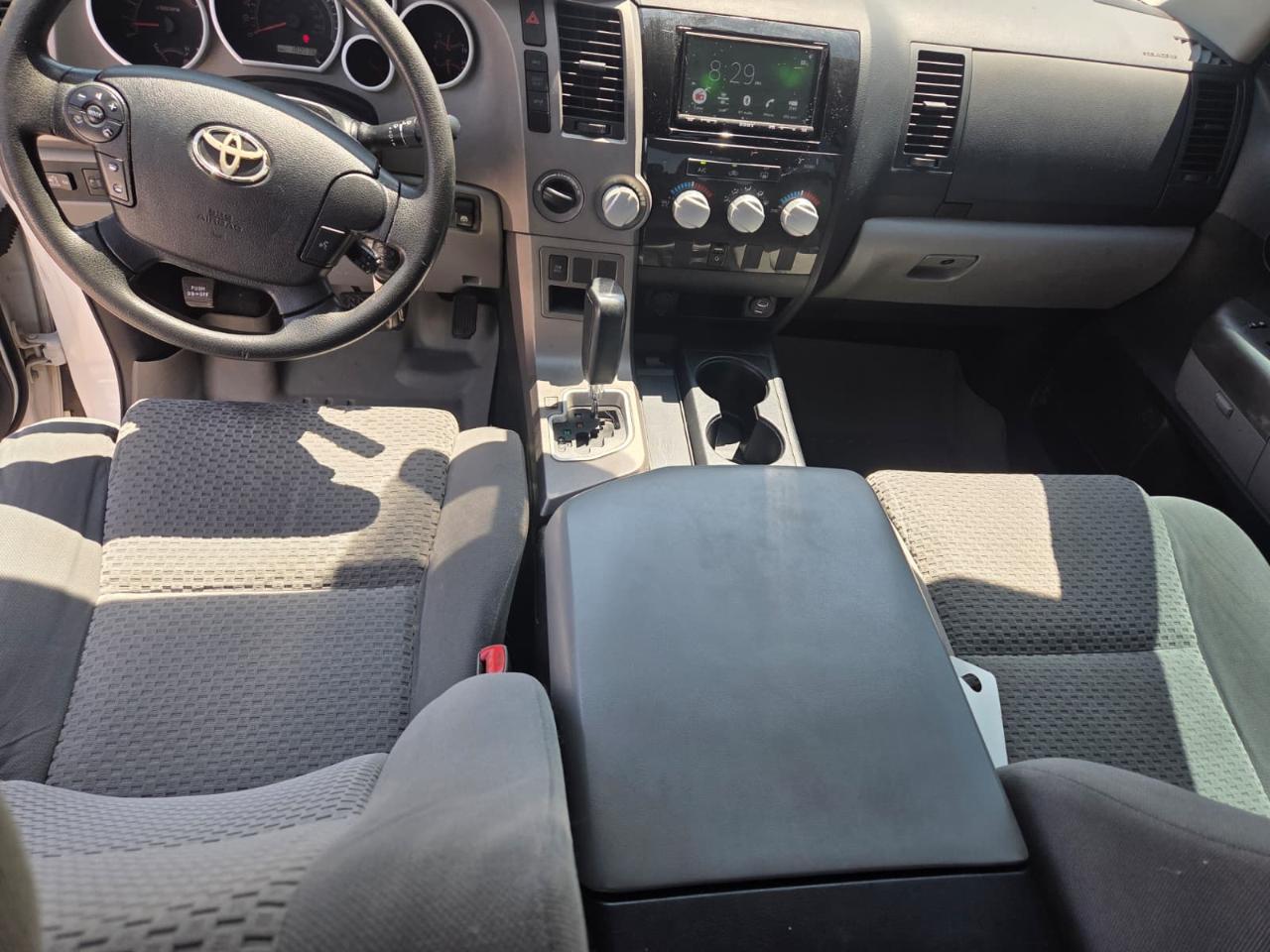 Toyota Tundra  2012
