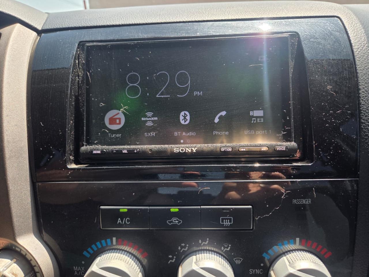 Toyota Tundra  2012