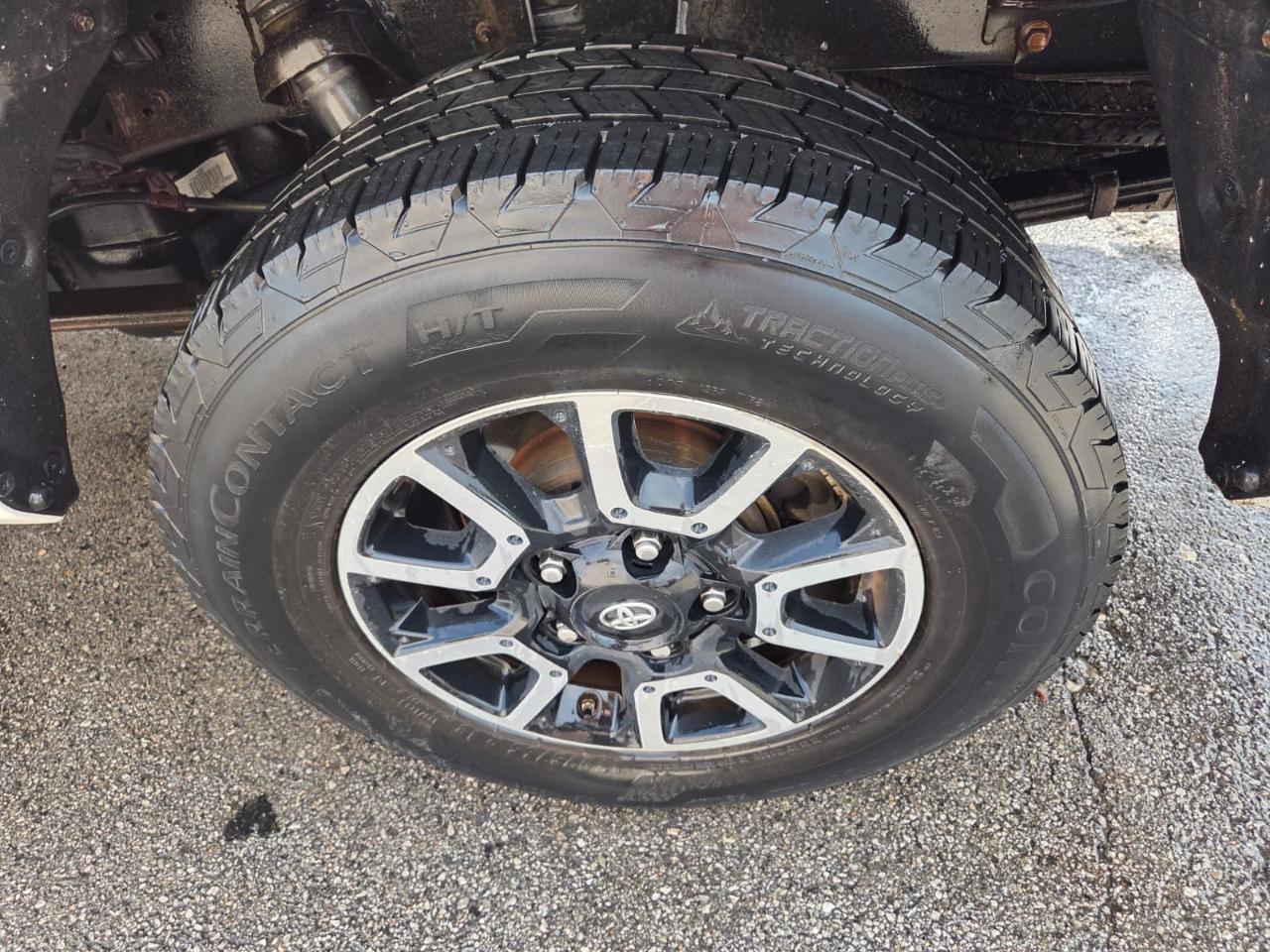 Toyota Tundra  2012
