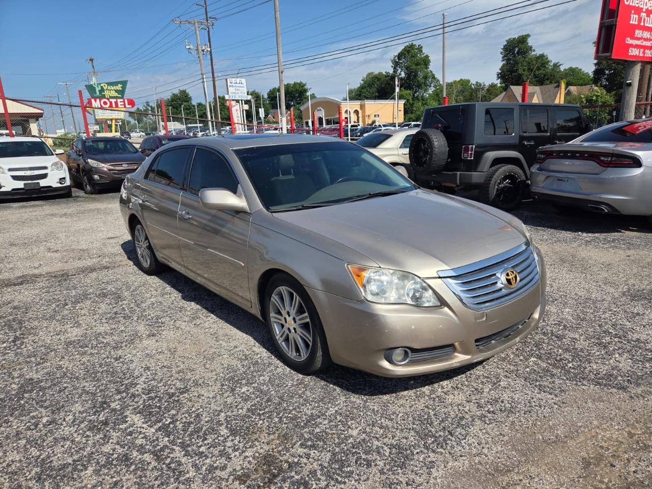 Toyota Avalon  2008