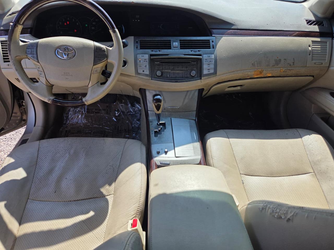 Toyota Avalon  2008