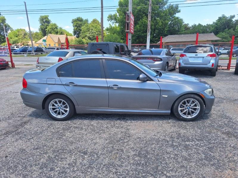 BMW 3-Series 328i 2010