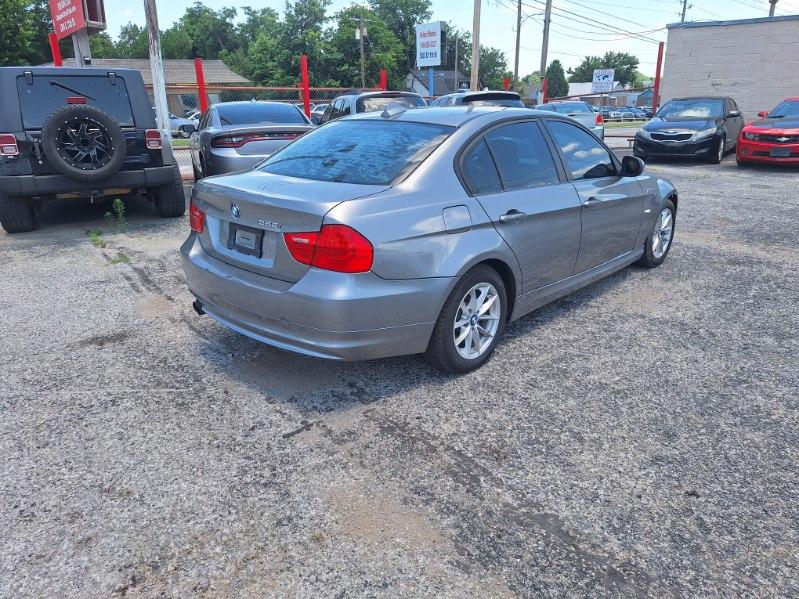 BMW 3-Series 328i 2010