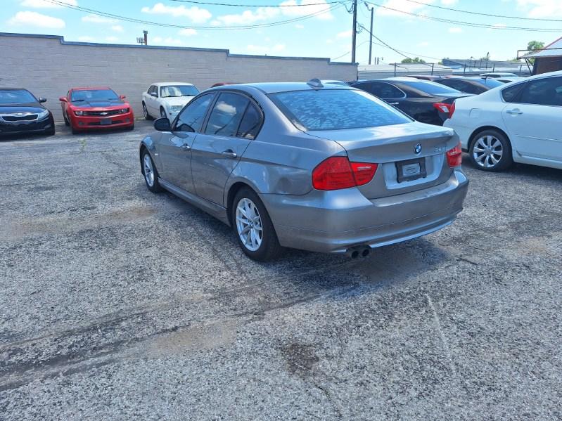 BMW 3-Series 328i 2010