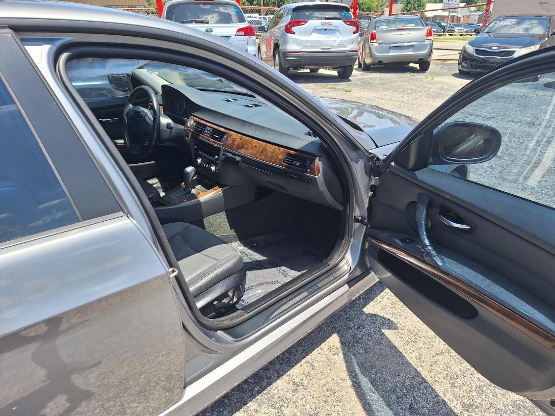 BMW 3-Series 328i 2010