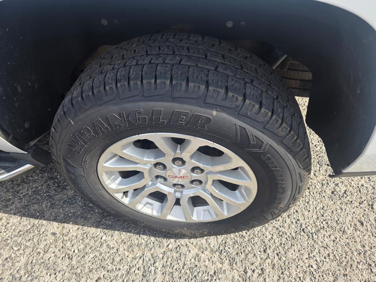 GMC Yukon SLT 2017