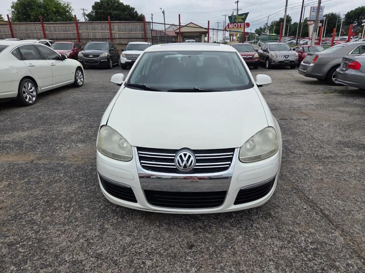 Volkswagen Jetta  2009