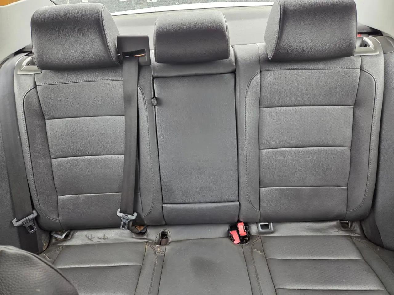Volkswagen Jetta  2009