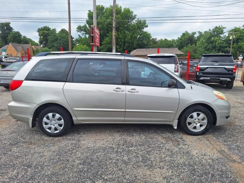 Toyota Sienna  2009