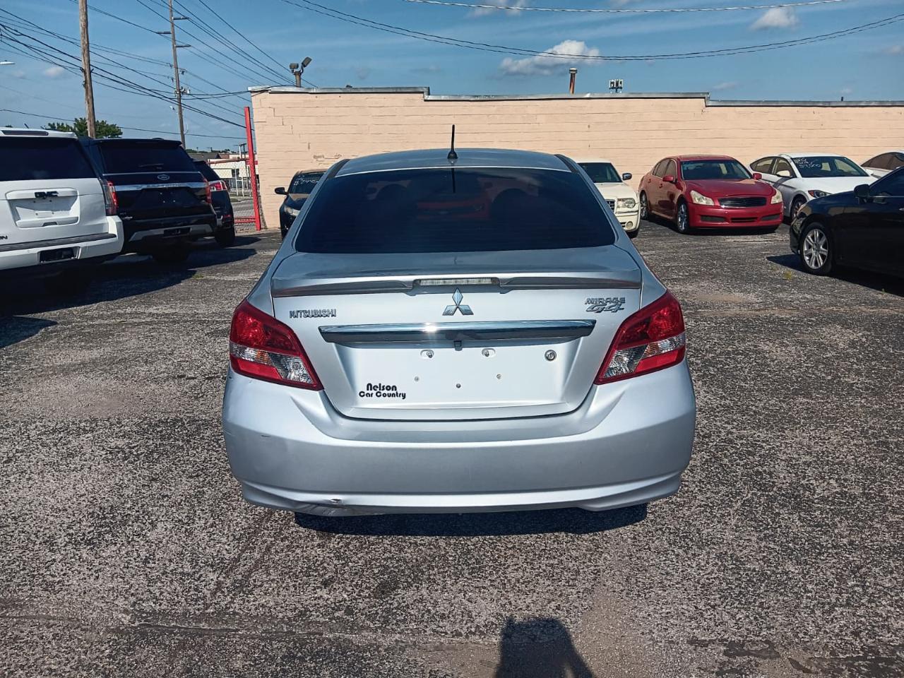 Mitsubishi Mirage G4 ES 2017