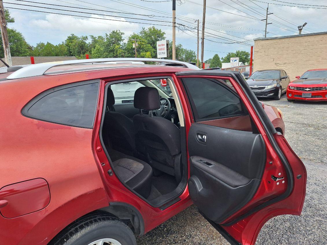 Nissan Rogue  2011