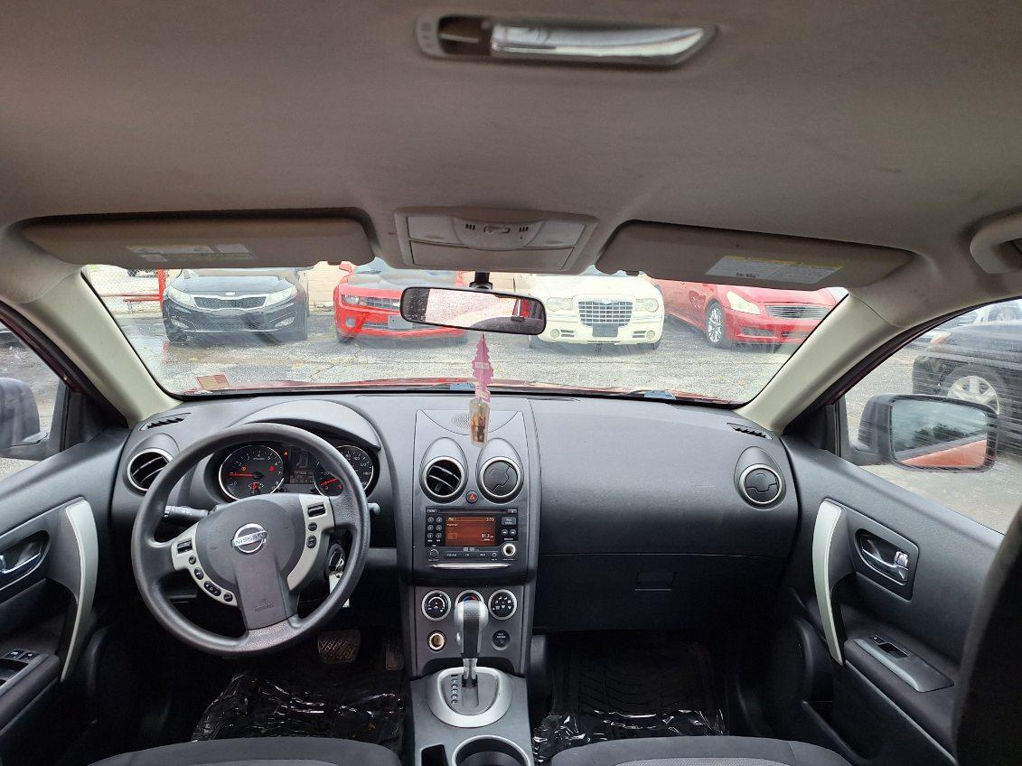 Nissan Rogue  2011